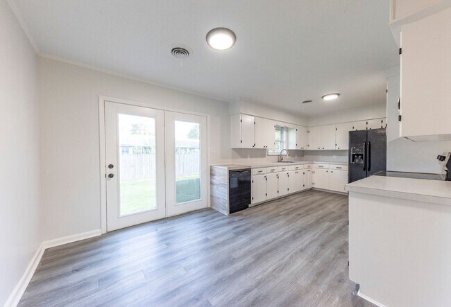 Building Photo - 115 Ketchum Ln