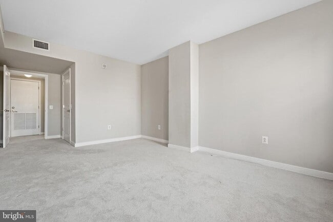 Building Photo - 631 D St NW