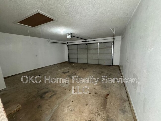 Building Photo - 2501 Kathy Ct