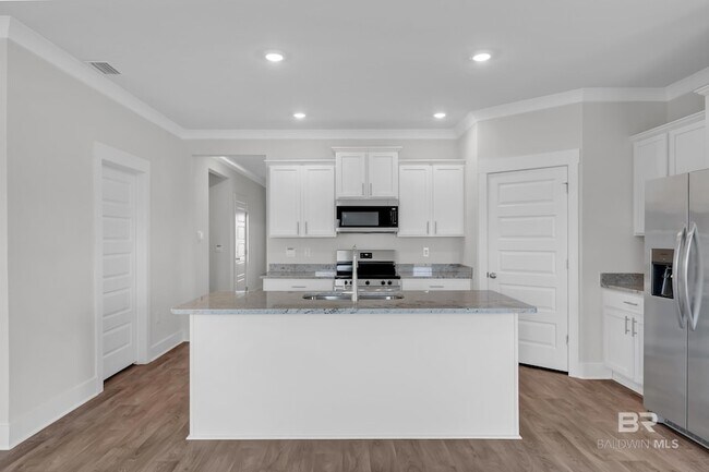 Building Photo - 8984 Chabo Cir
