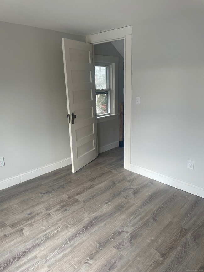 Building Photo - 47 William St