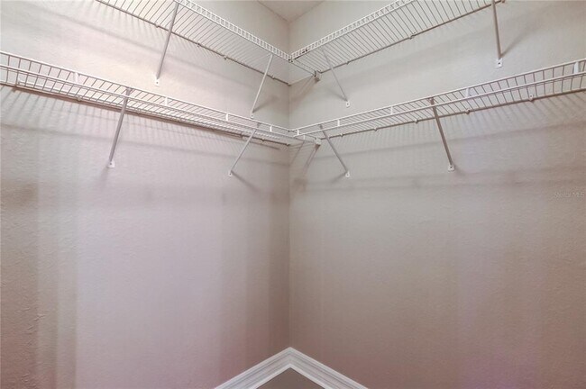 Building Photo - 9750 Lake Chase Island Way