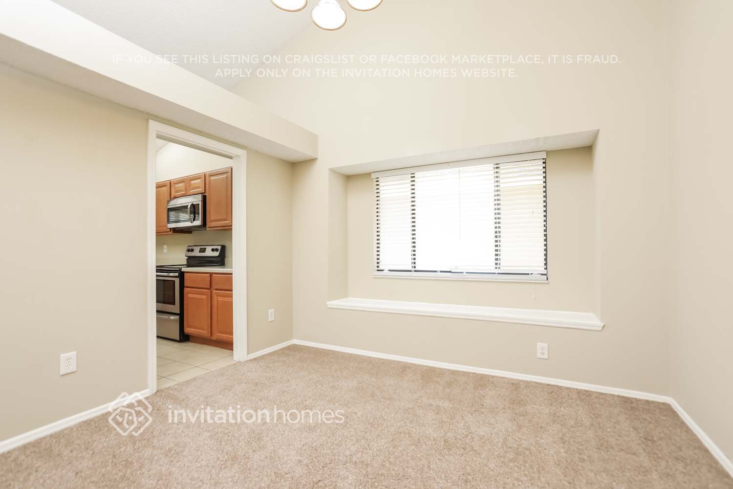 Building Photo - 524 Silvergate Loop