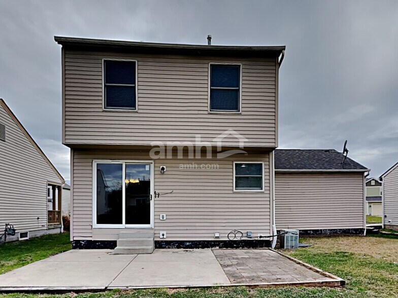 Building Photo - 1216 Walker Springs Dr
