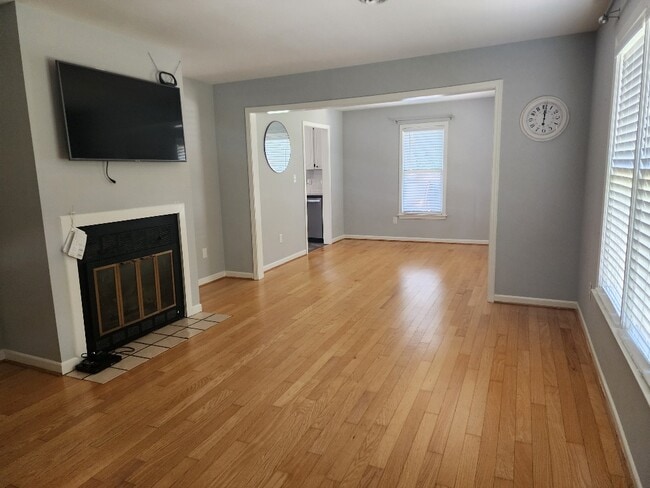 Building Photo - 124 Loblolly Cir