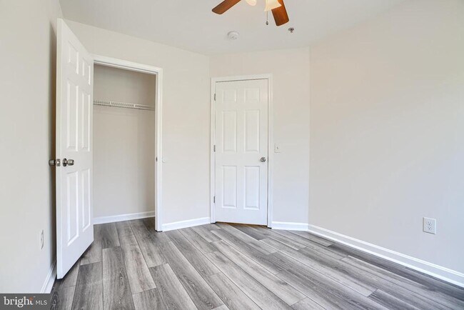 Building Photo - 6558 Ridgeborne Dr