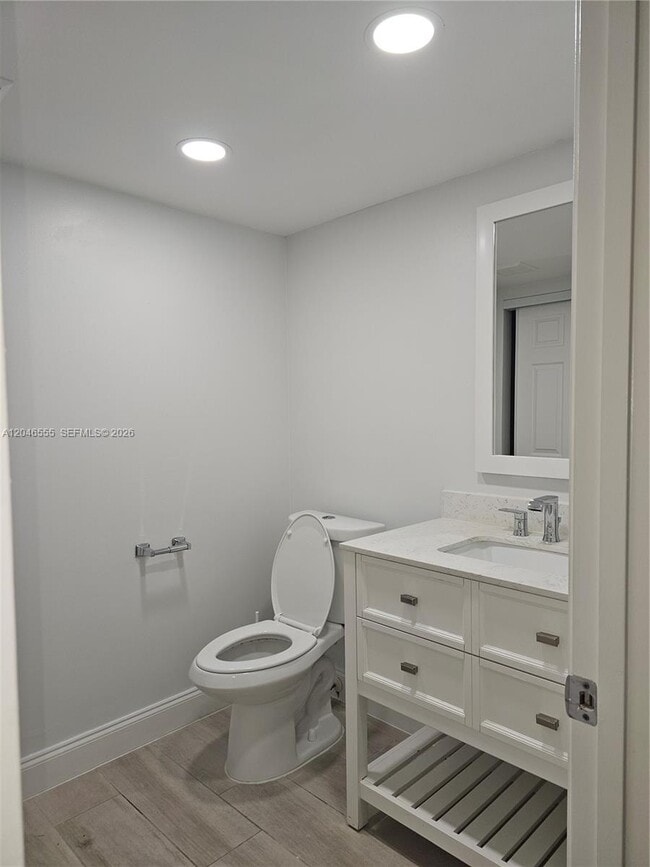 Building Photo - 1110 SW 125th Ave