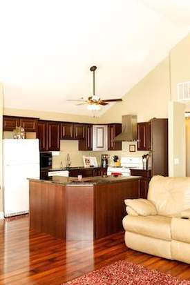 Building Photo - 2621 Canyon Dr