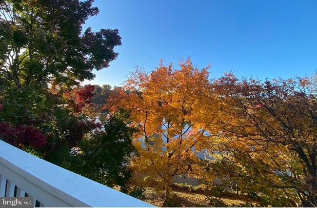 Building Photo - 2970 Yarling Ct