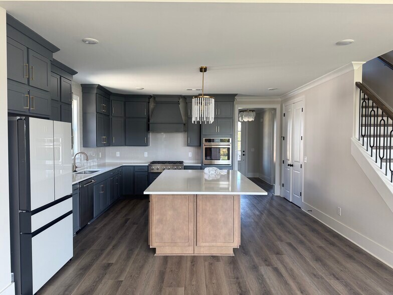 Building Photo - 8089 Atlee Ct