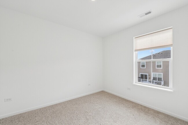 Building Photo - 12322 Tinsley St