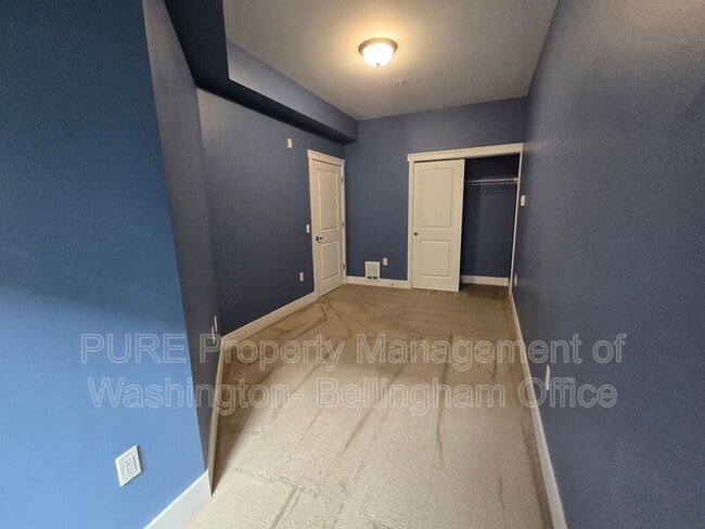 Building Photo - 1015 Railroad Ave