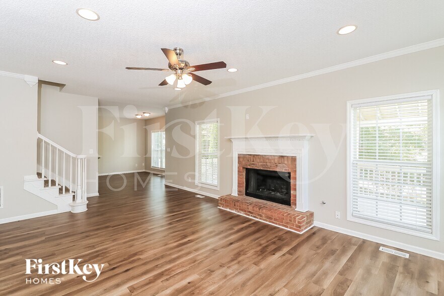 Building Photo - 326 Hambrick Park