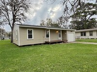 Building Photo - 234 Jasmine St