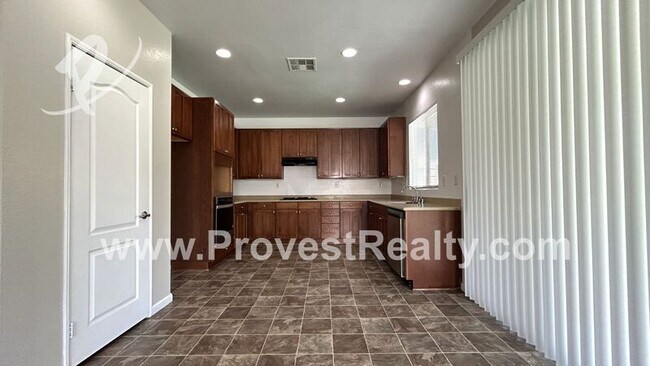 Building Photo - 13981 Horseshoe Way