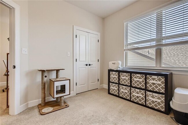 Building Photo - 717 Garner Park Dr