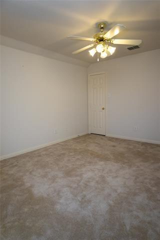 Building Photo - 10002 River Bend Dr