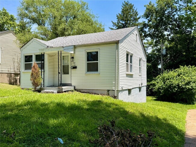 Building Photo - 7121 Lamont Dr