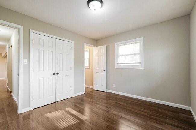 Building Photo - NEWLY RENOVATED LARGE RANCH ON CORNER LOT