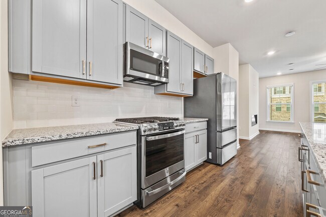 Building Photo - 135 Matson Run SW