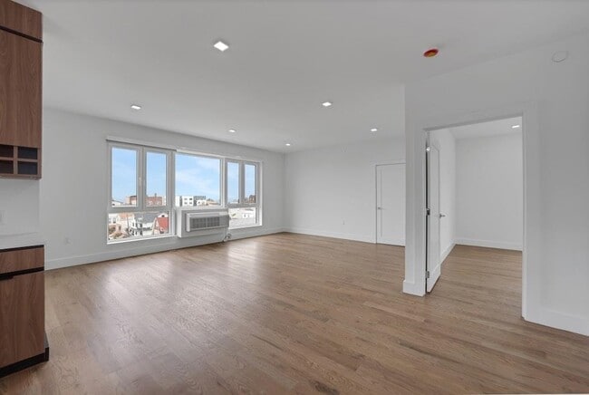 Building Photo - 8404 4th Ave