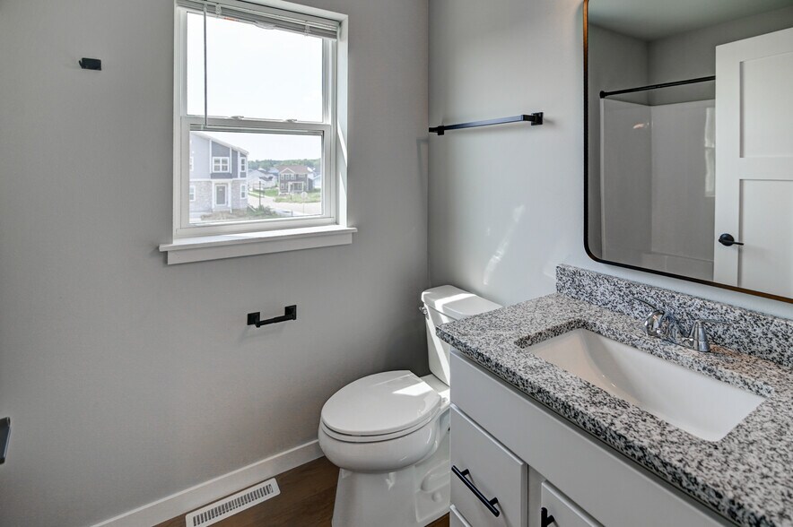 Building Photo - 2908 Radicchio Dr