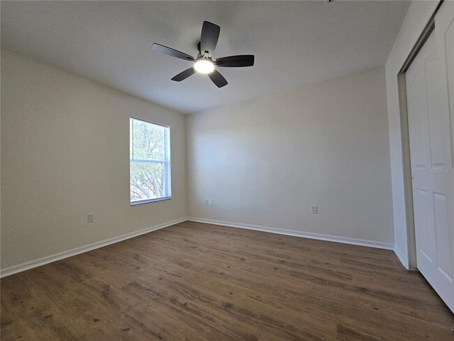 Building Photo - 6889 Lake Eaglebrooke Dr