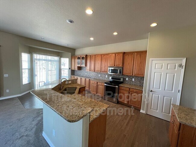 Building Photo - 9914 Red Sage Dr