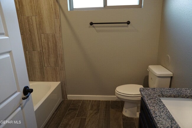 Building Photo - 217 Ilchester Wy