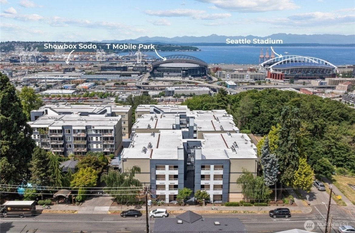 Building Photo - 1311 12th Ave S