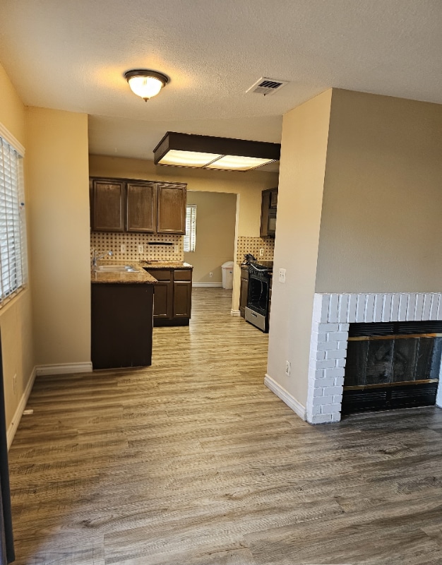 Building Photo - 2064 Riverbirch Dr