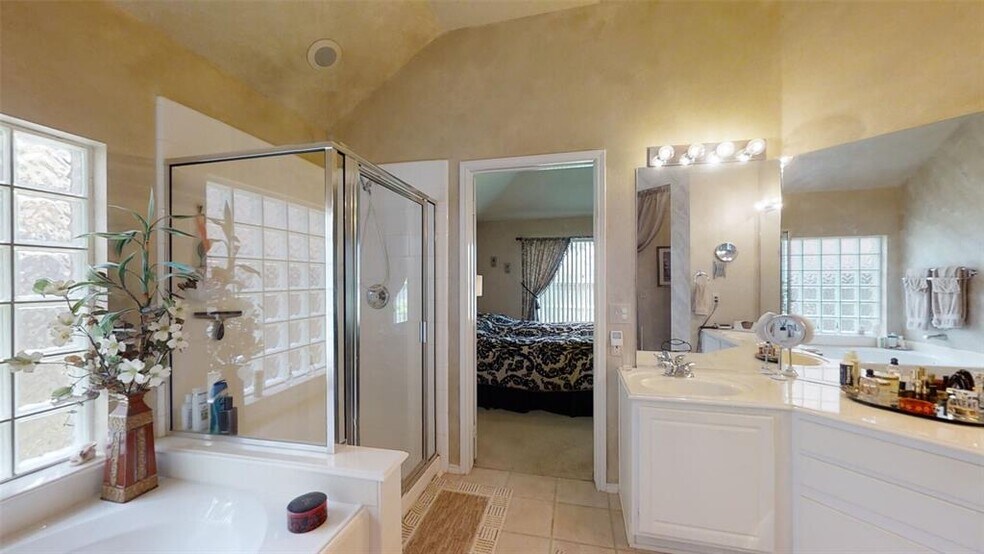 Building Photo - 19314 Colony Trail Ln