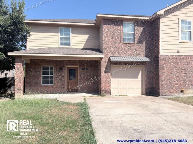 Building Photo - 916 Parkplace Ridge