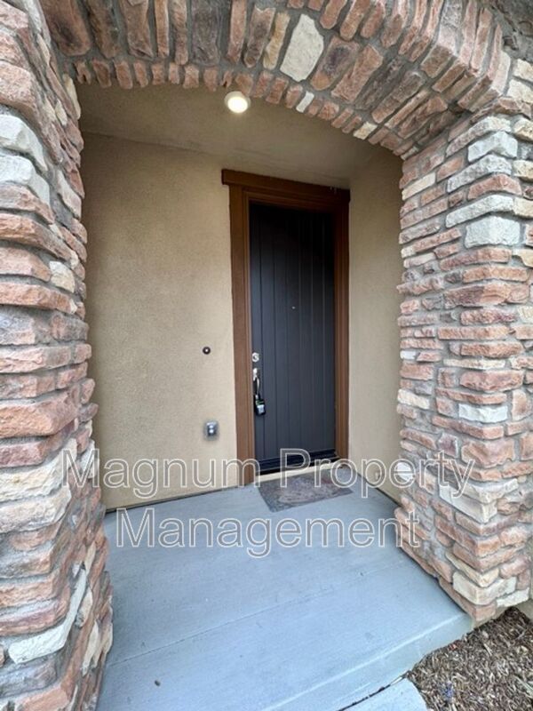 Building Photo - 30326 Corte Santa Barbara