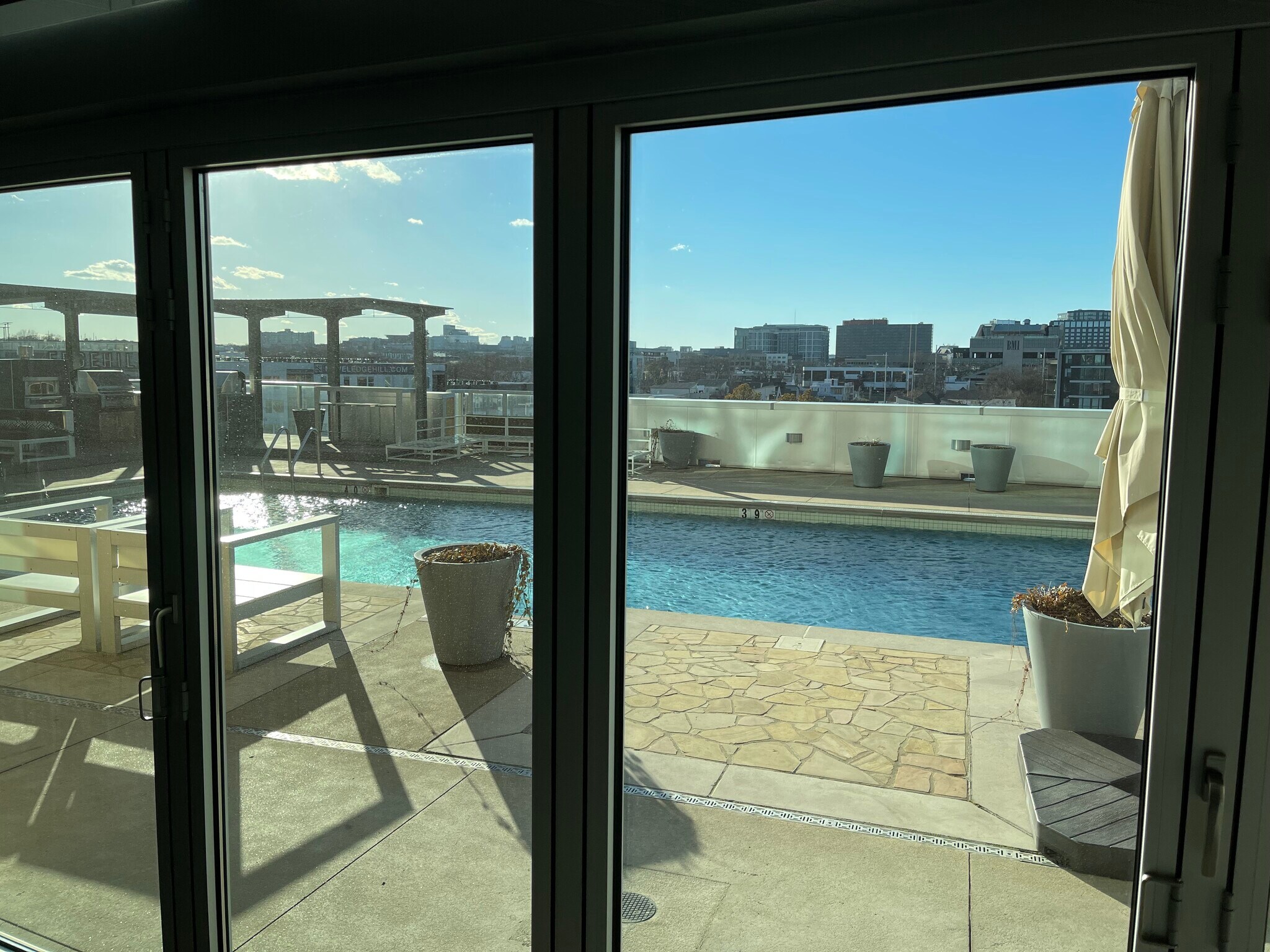 Outdoor pool - 700 12th Ave S