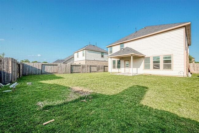 Building Photo - 223 Sintra Lk Wy