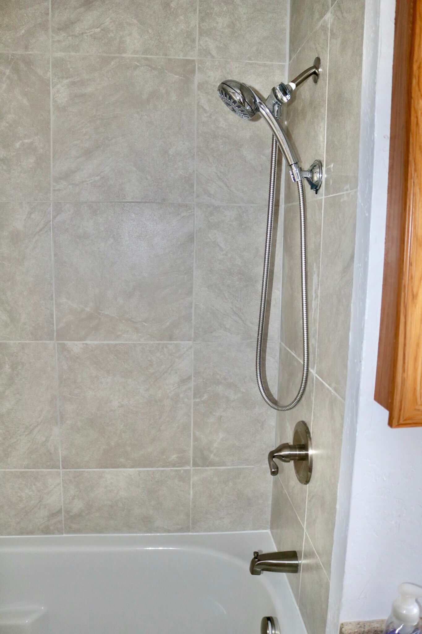 Building Photo - 1136 Florence Ave