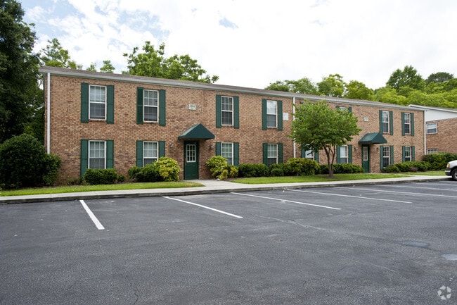 Building Photo - Willows East