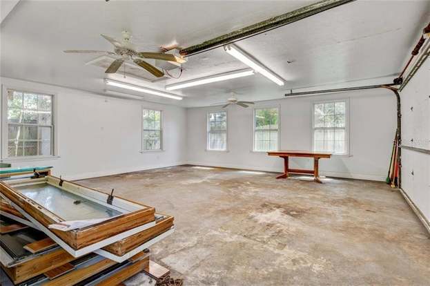Building Photo - 230 N Briggs Ave