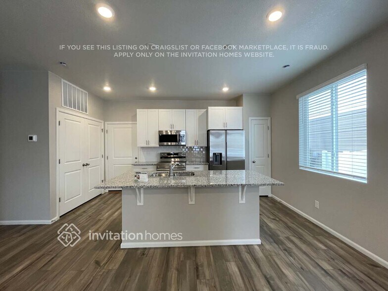 Building Photo - 9271 Oro City Loop