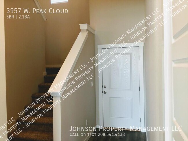 Building Photo - 3957 W Peak Cloud Dr