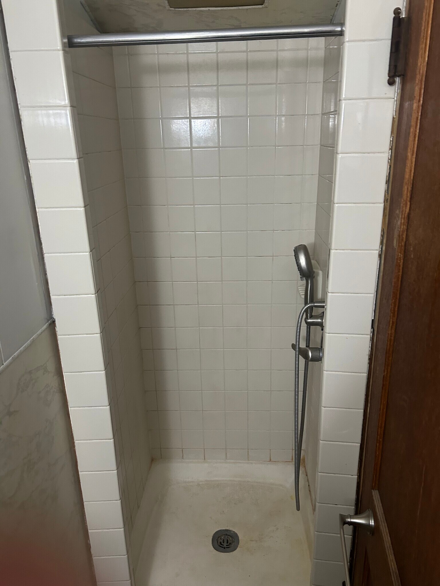 Building Photo - 415 E Frye Ave