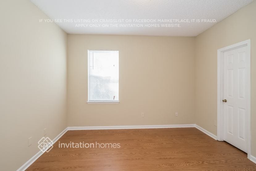 Building Photo - 1656 Hawkins Cove Dr E