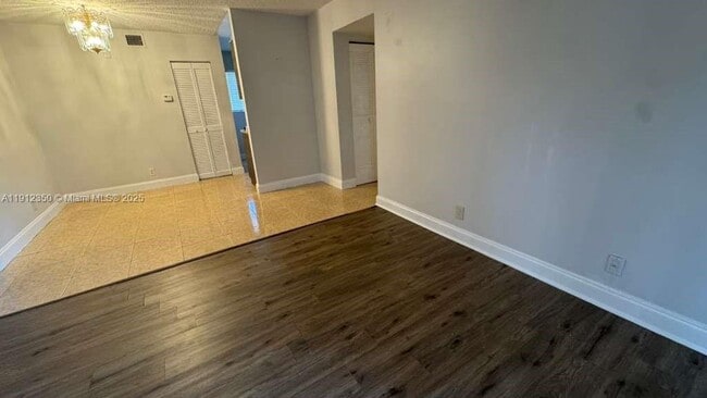 Building Photo - 306 Gardens Dr