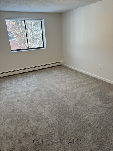 Building Photo - 71 Montvale Ave