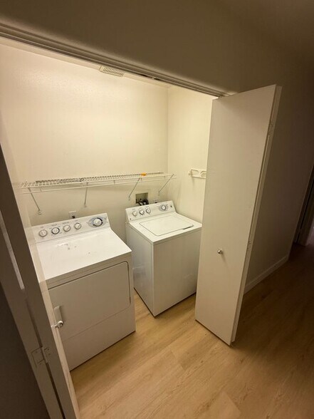 Building Photo - 83347 Calypso Cir