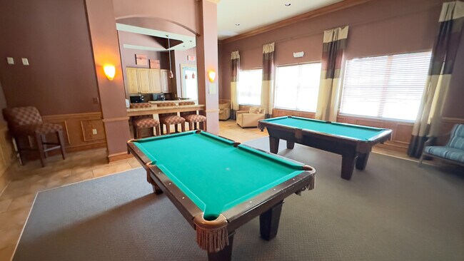 Building Photo - 6510 Emerald Dunes Dr