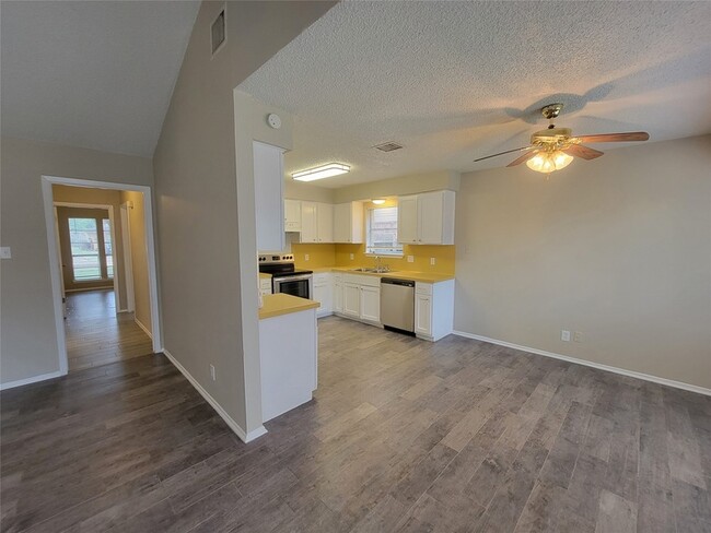 Building Photo - 22431 Coriander Dr