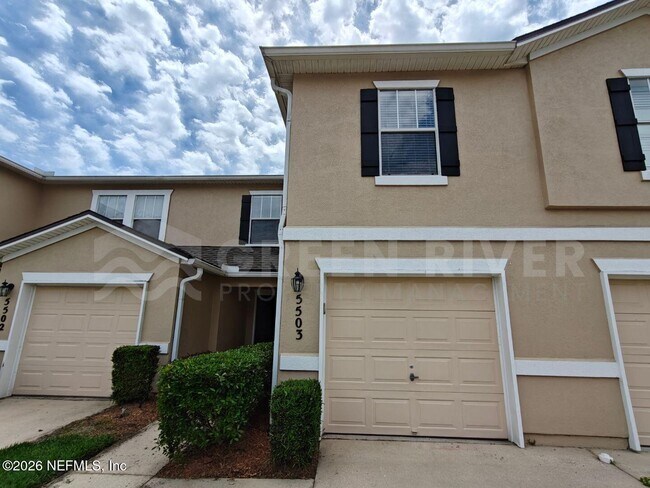 Building Photo - 1500 Calming Water Dr