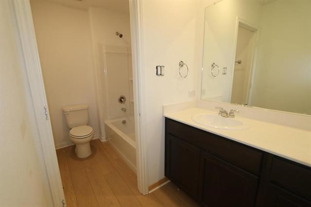 Building Photo - 14836 Picante St
